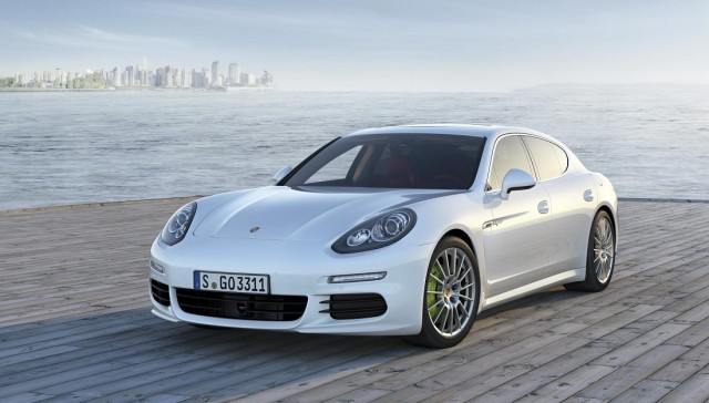 New Porsche 2014 Panamera (10).jpg